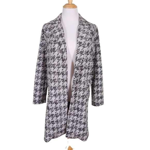 Anthropologie Jackets & Blazers - MELLODAY ANthropologie Black and White Houndstooth Blazer